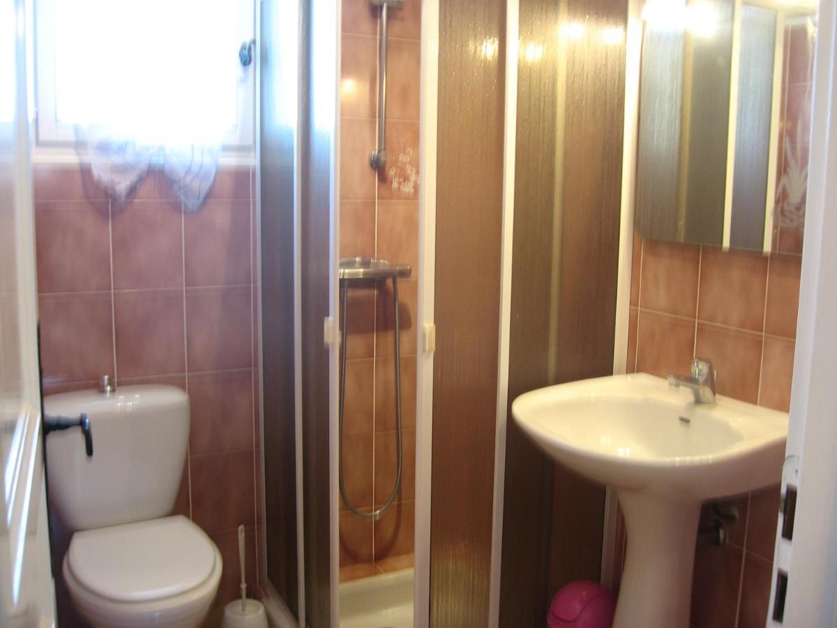 Ferienwohnung rez de chaussé La Londe-les-Maures Exterior foto