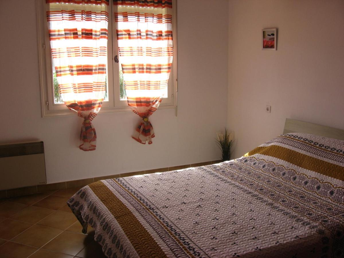Ferienwohnung rez de chaussé La Londe-les-Maures Exterior foto